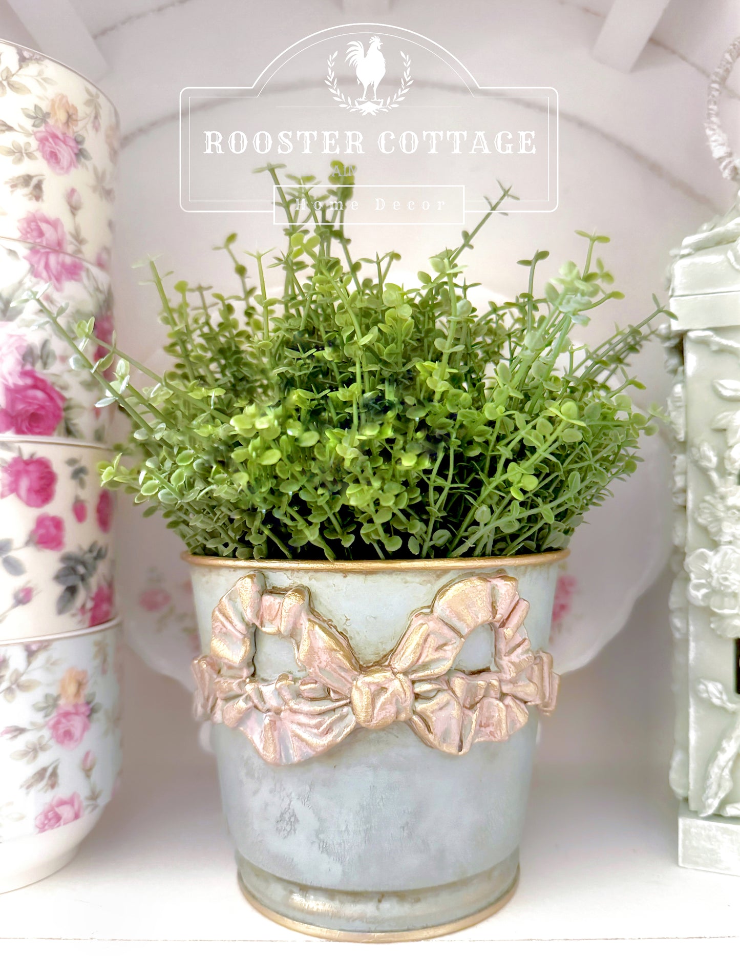 Vintage Style Bow Planter