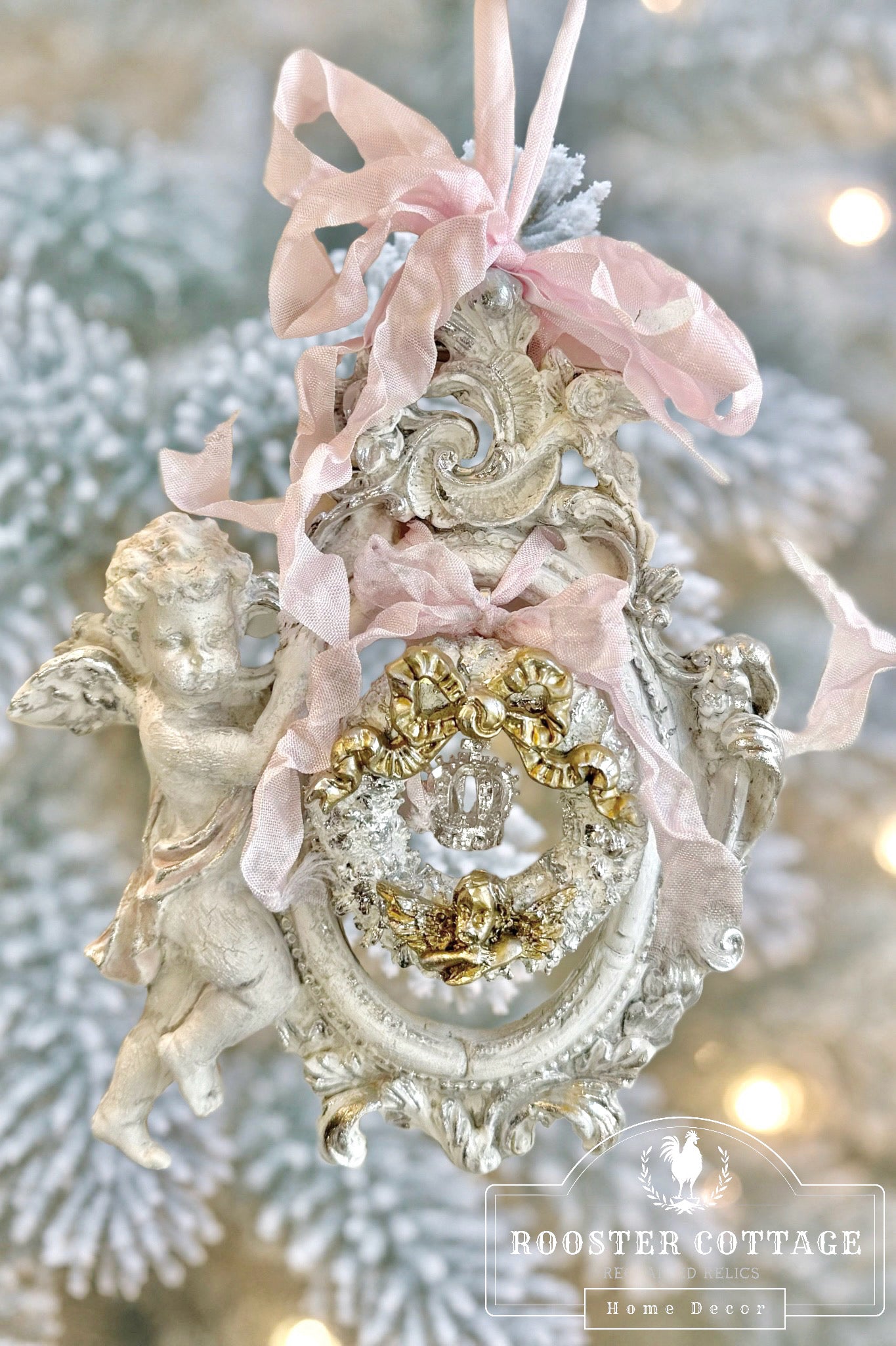 Cherub’s Winter Wreath Frame Ornament